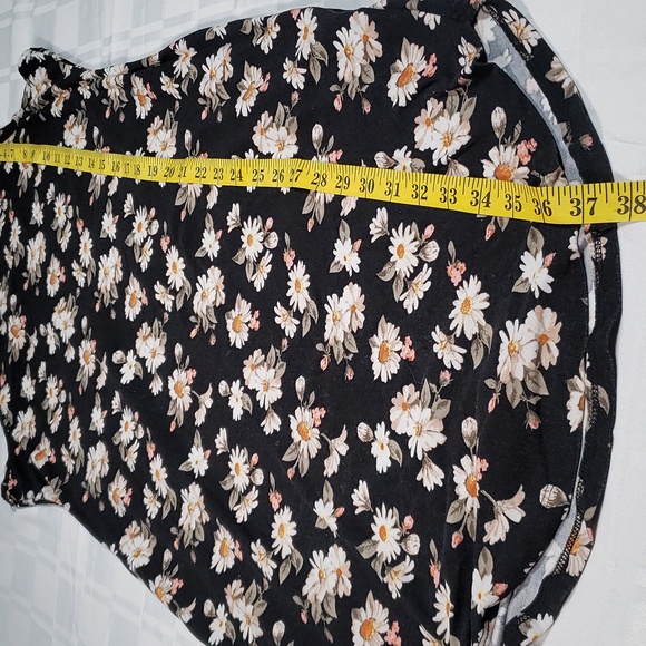 🧑🎄10/10🧑🎄🌼Ardene racer back soft daisy dress in xl🌼 - Picture 4 of 7